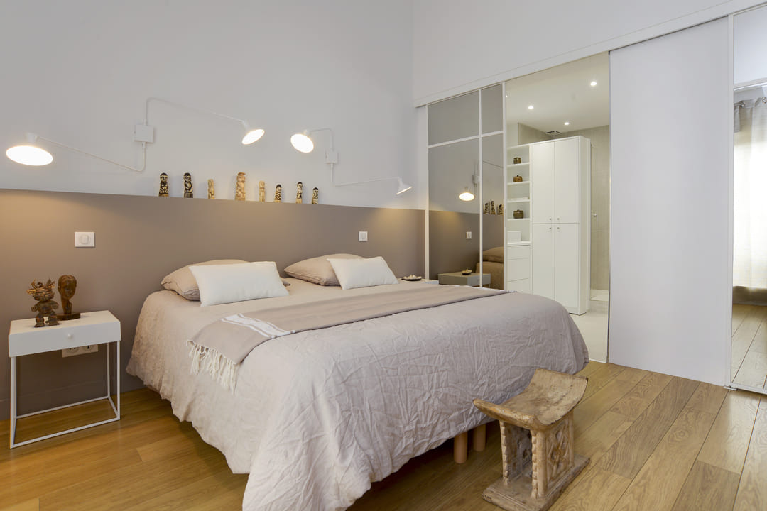 chambre cocooning agencement réalisé par Emmanuelle Milhaud Agence Maloédesign Décoration d'intérieur raisonnée, designer d'intérieur, décoratrice et architecte d'intérieur sur Toulouse et la Haute Garonne