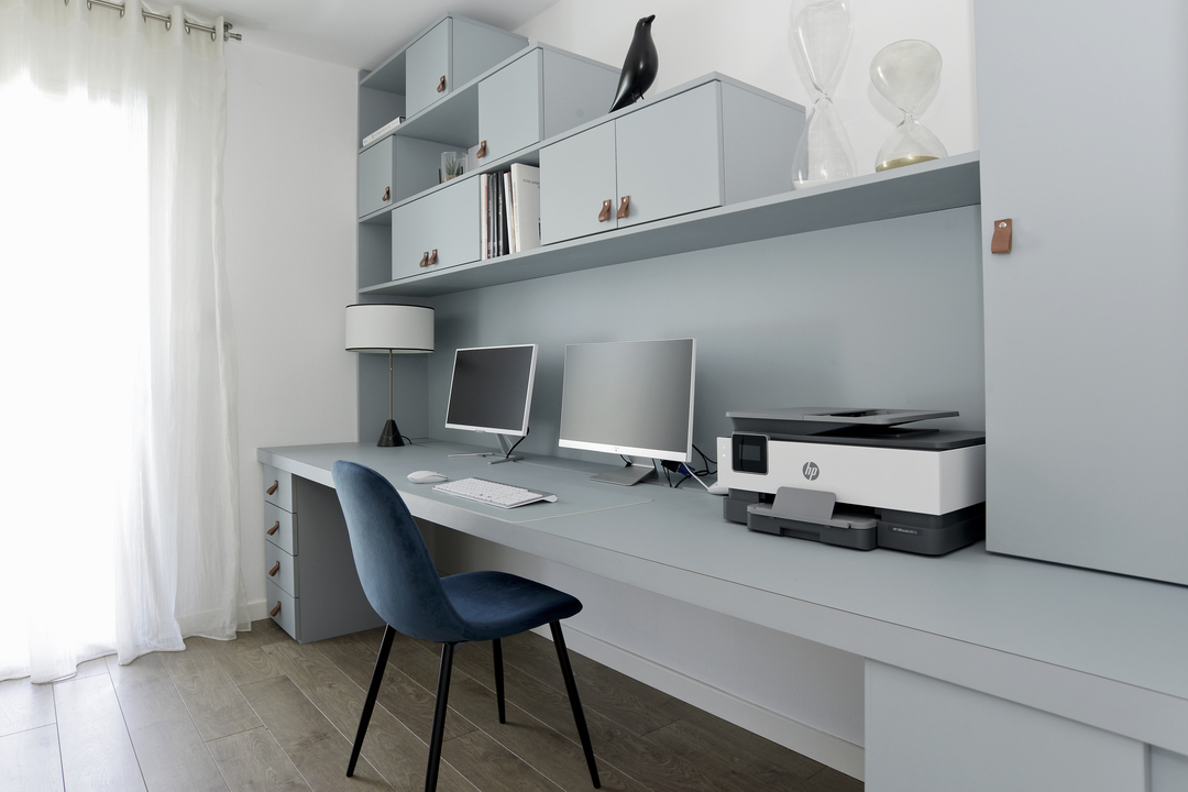 BUREAU DANS UN PETIT ESPACE réalisée par Emmanuelle Milhaud Agence Maloédesign Décoration d'intérieur raisonnée, designer d'intérieur, décoratrice et architecte d'intérieur sur Toulouse et la Haute Garonne