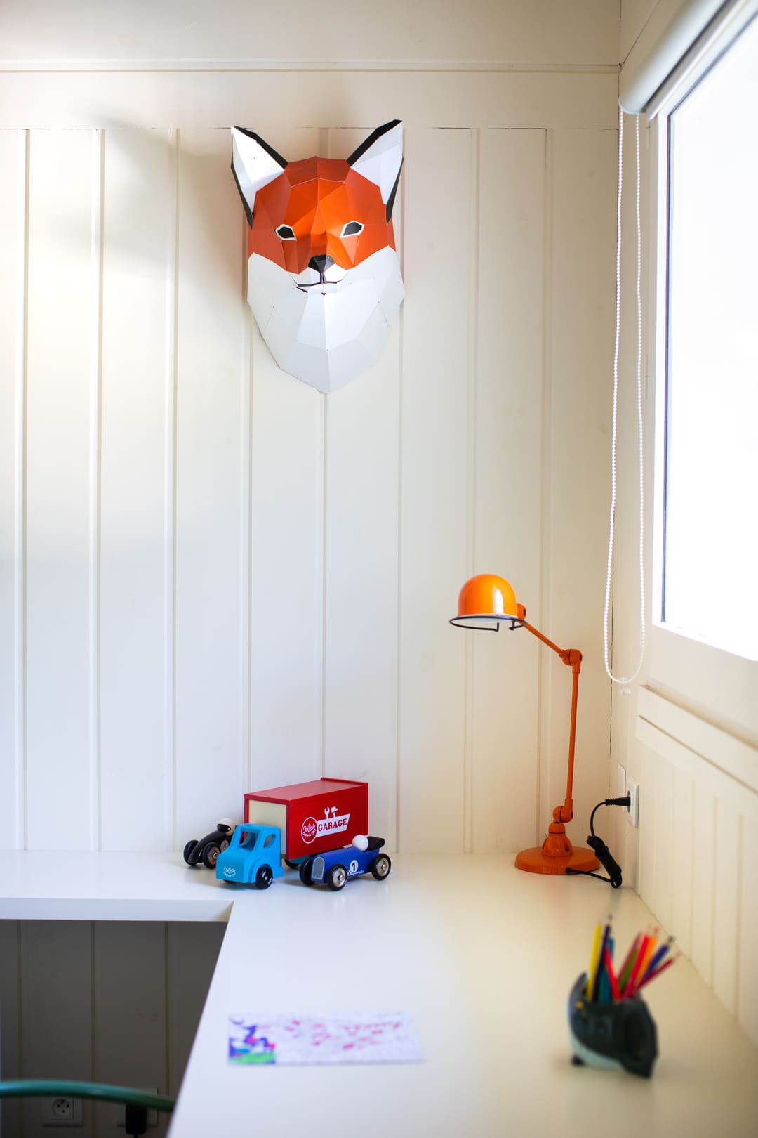 chambre d'enfant moins de 9m2 cabane agencement réalisé par Emmanuelle Milhaud Agence Maloédesign Décoration d'intérieur raisonnée, designer d'intérieur, décoratrice et architecte d'intérieur sur Toulouse et la Haute Garonne